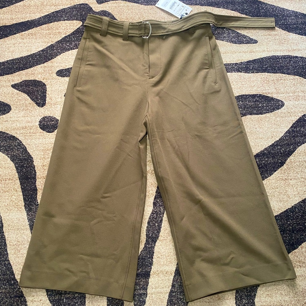 Cute olive-grey Zara cropped wide leg dress pants
